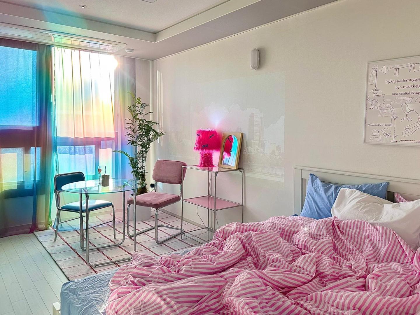 Dongseongro Meomoom Apartment Daegu Room photo