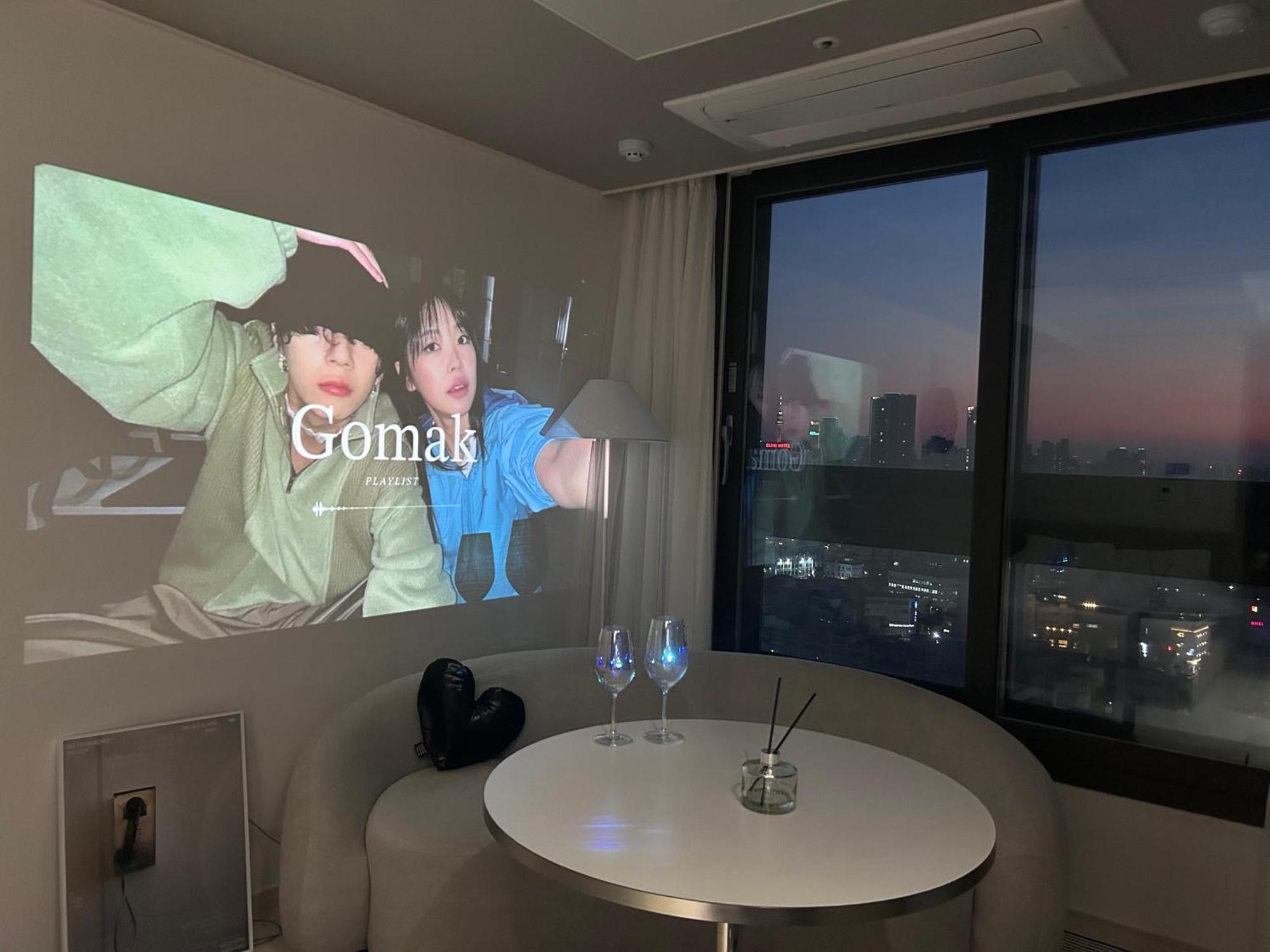 Dongseongro Meomoom Apartment Daegu Room photo
