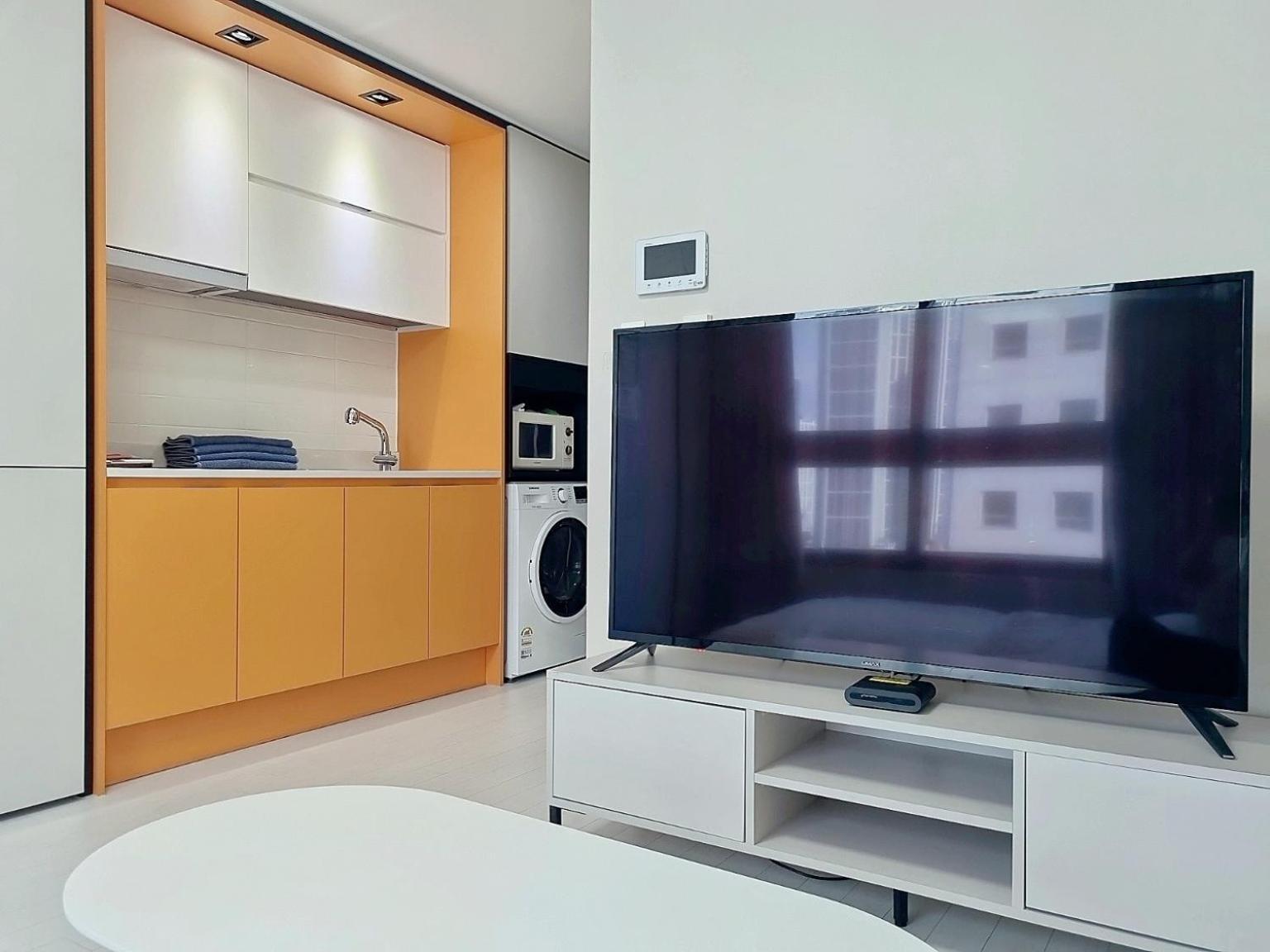 Dongseongro Meomoom Apartment Daegu Room photo